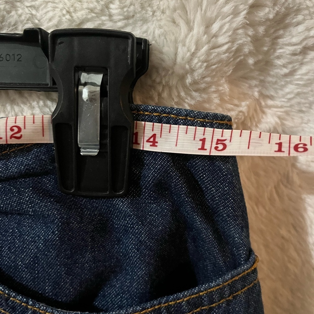 Y2K Levi’s denim skirt, size 5, midi-length circa 2001 - Picture 4 of 4